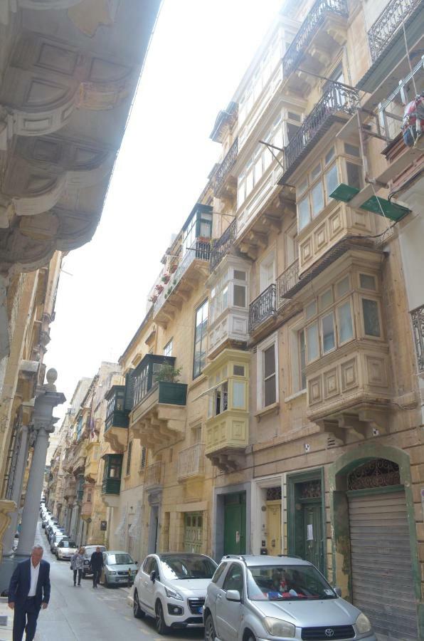 Valletta Studio Apartment Bagian luar foto
